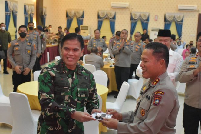 
					Danlanal Batam Dampingi Danlantamal IV Hadiri Doa Bersama Lintas Agama HUT Ke-76 Bhayangkara